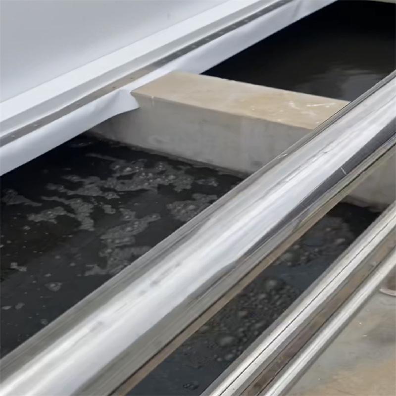 işlenmemiş HDPE ile geri dönüştürülmüş HDPE karşılaştırması